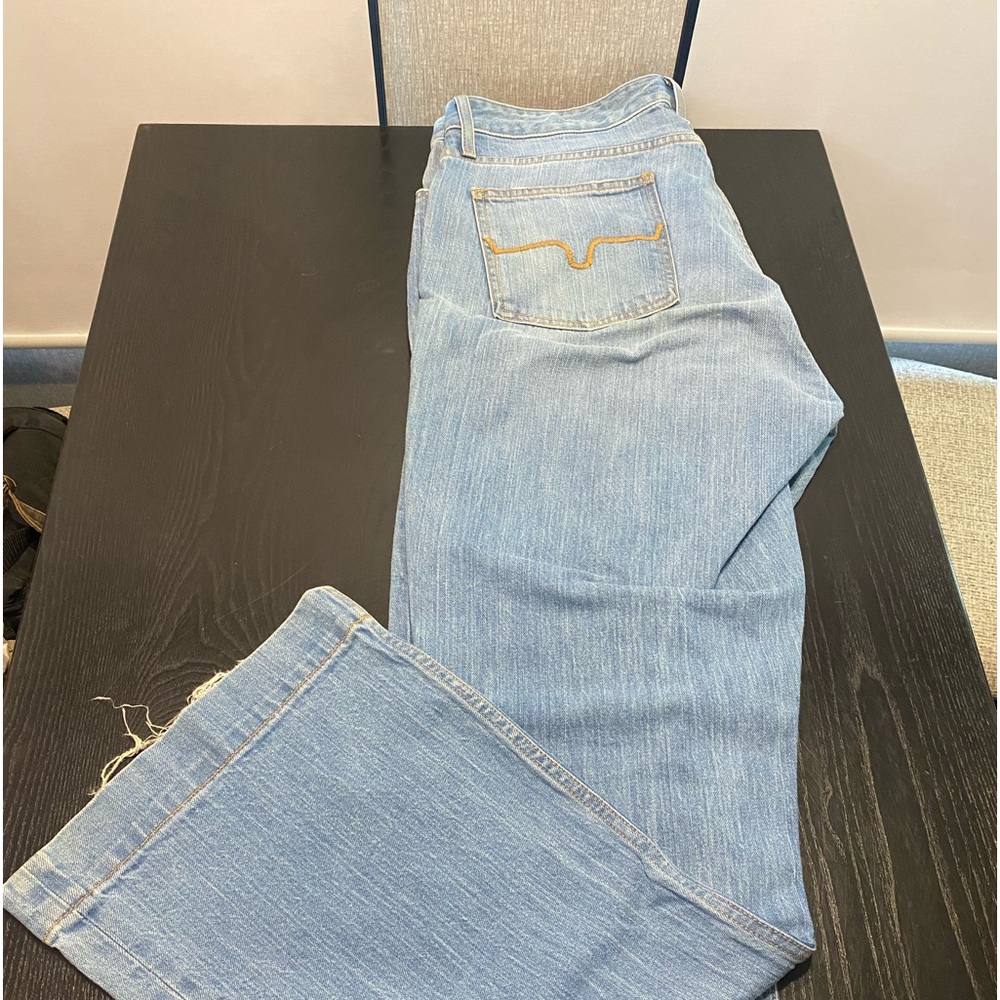 Barely Used Kimes Ranch Jeans!!